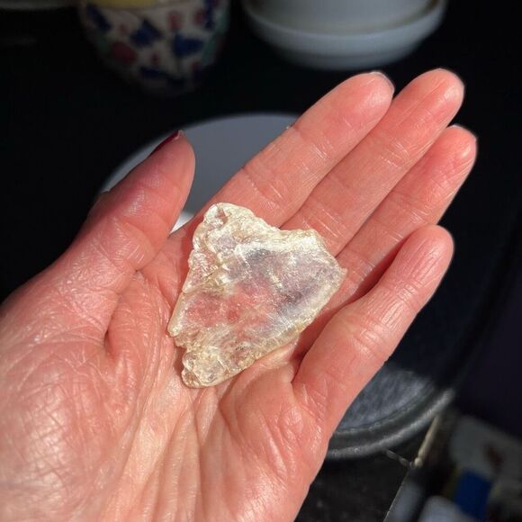 Small Natural Raw Selenite Piece - Picture 2 of 12